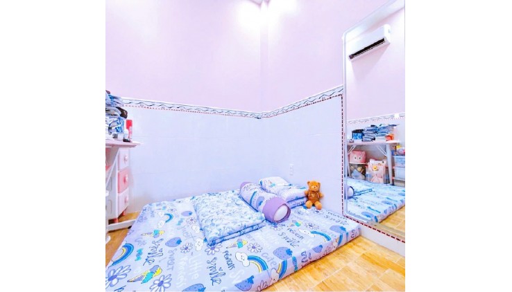 Bán nhà QUẬN 1, hẻm Cô Giang, 4 tầng, Diện tích 3.7x5.8, Giá 5.8 tỷ